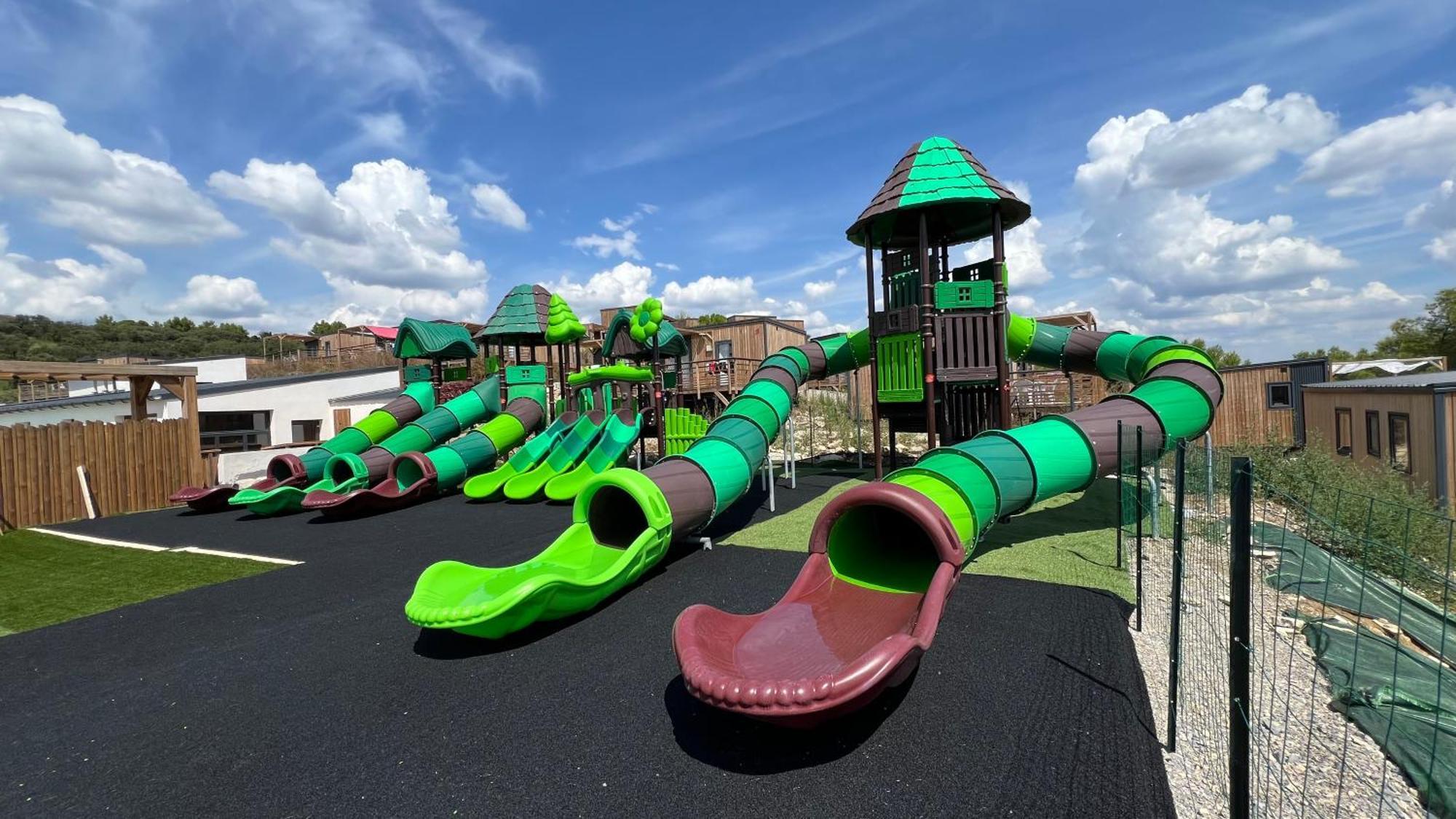 Camping Les Lodges Du Lagon カルヴィッソン エクステリア 写真